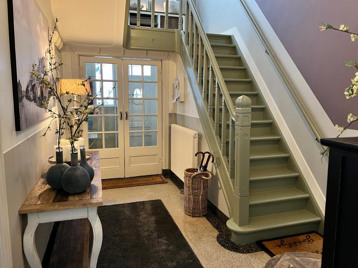 Villa Rose Burgum Bagian luar foto